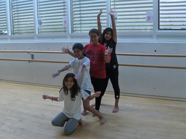 Village Camps International Summer Camp VDC Geneva 2016-08-12 https://www.villagecamps.com/journals_admin/images/312-23-Picture 056.jpg